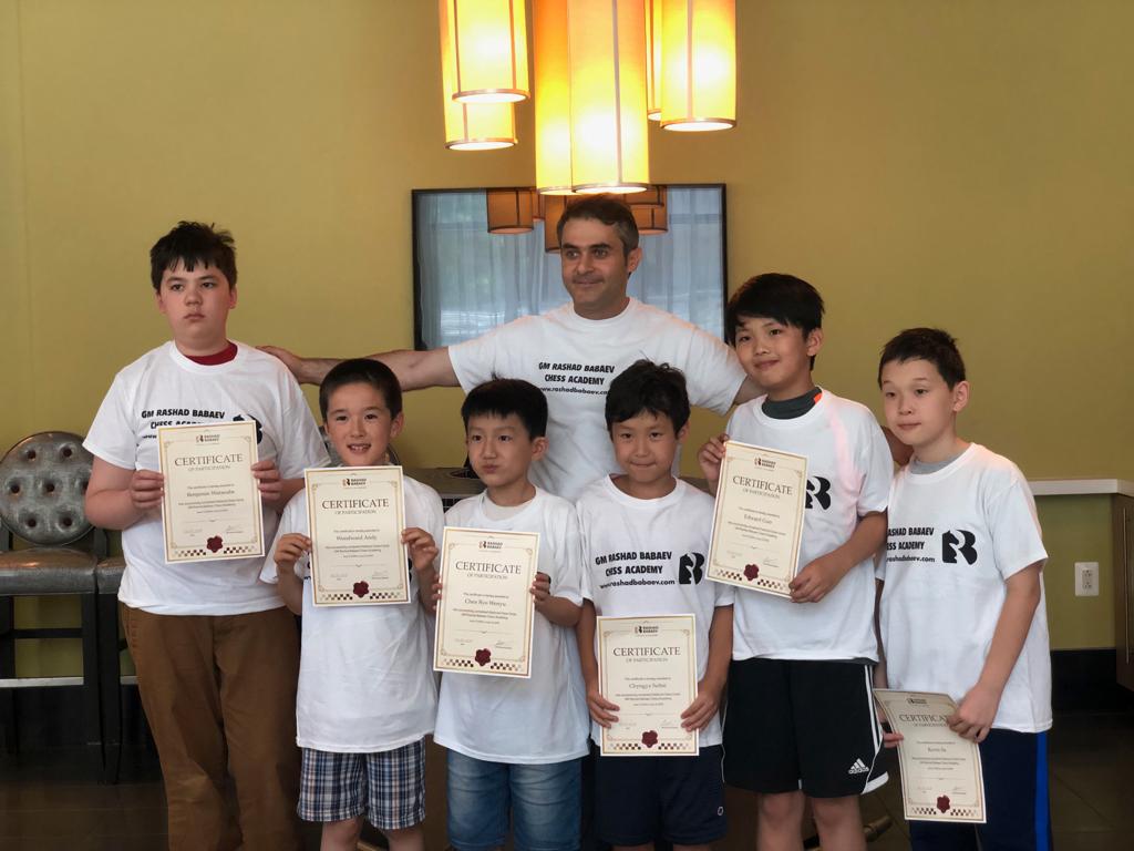 GM Babaev with students